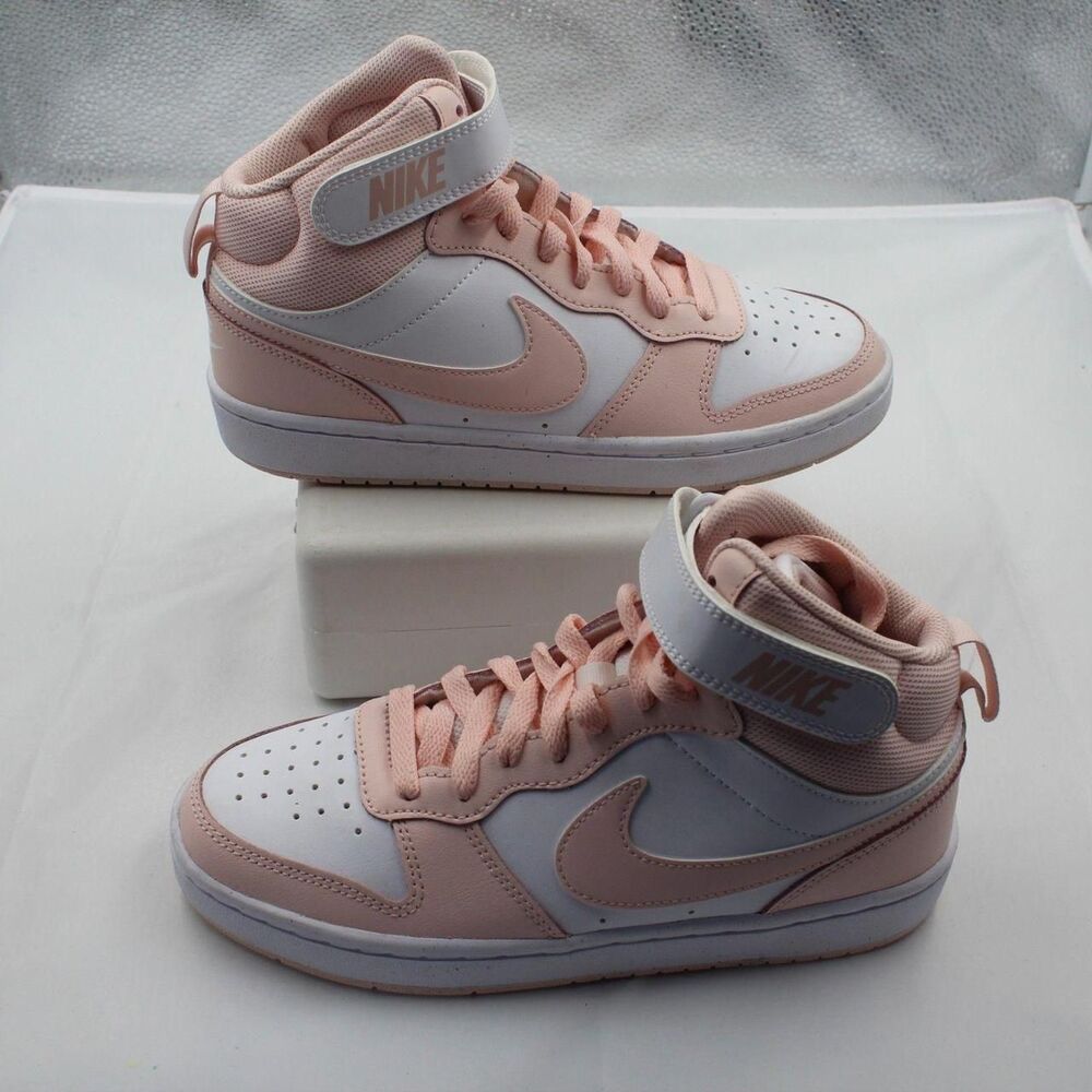 Nike Women's White Trainers
